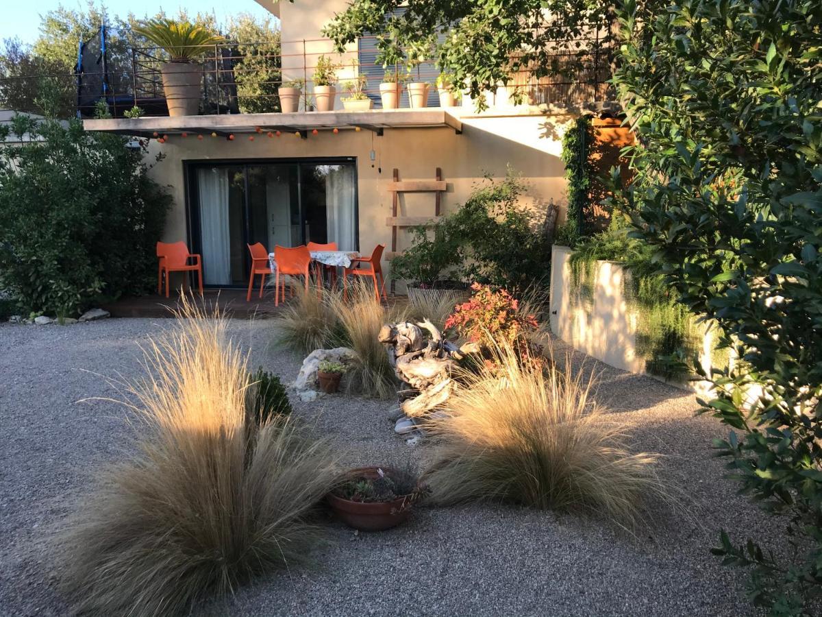Villa L'Ensoleillee Roquefort-les-Pins Exterior photo