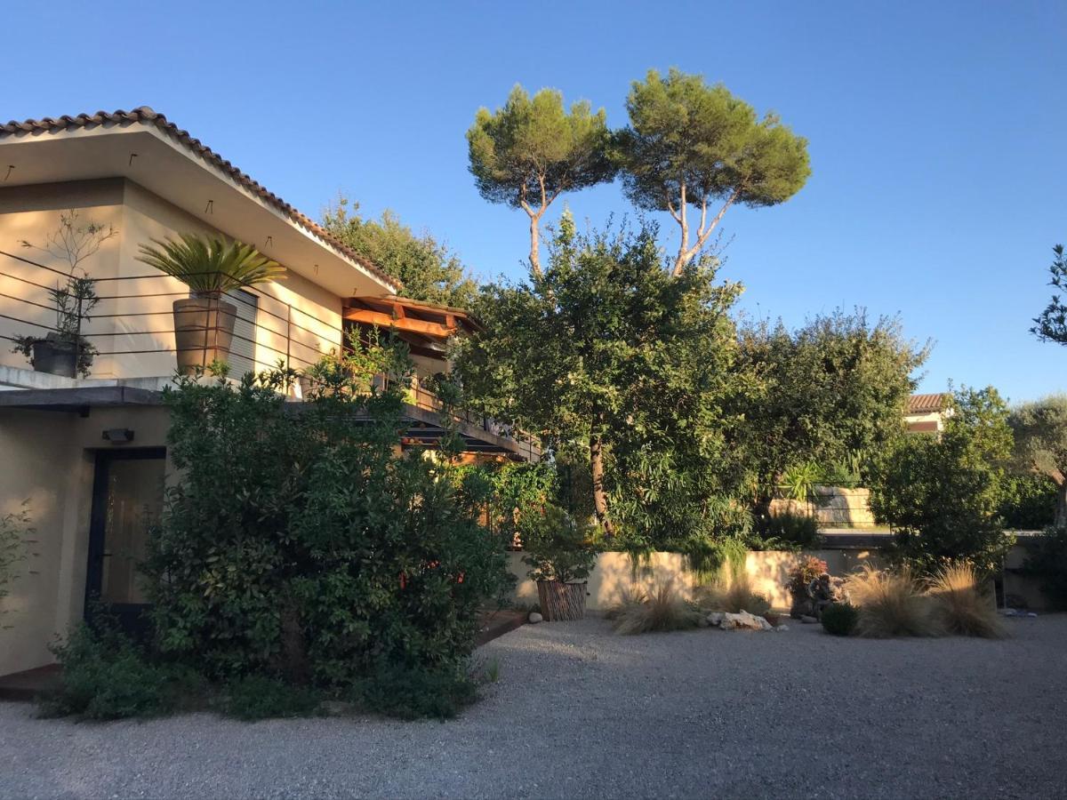 Villa L'Ensoleillee Roquefort-les-Pins Exterior photo